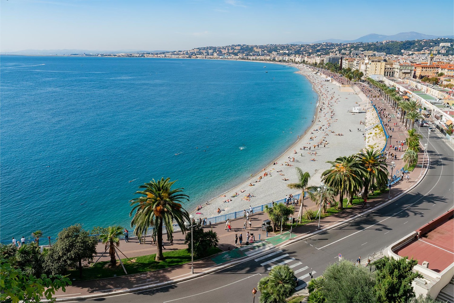 SUPERBE MAISON PROVENÇALE DE 317m² AVEC PISCINE - PARC SAINT EXUPERY NICE - Nice 14