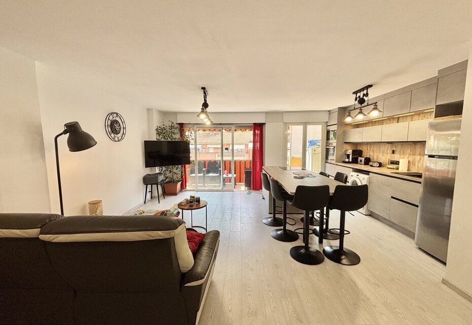 MENTON - BEAU 4 PIÈCES 82m² + TERRASSE+  CAVE